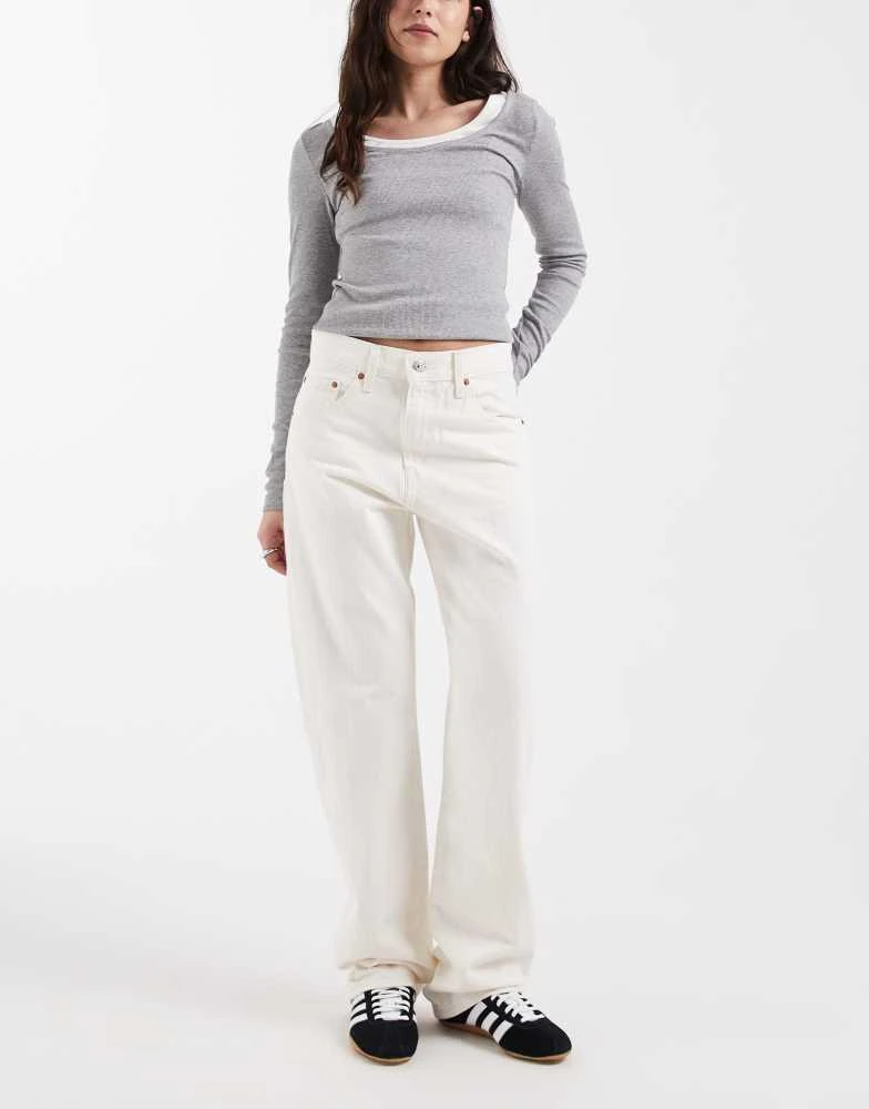 Levi
s Levi
s easy dad jean in ecru