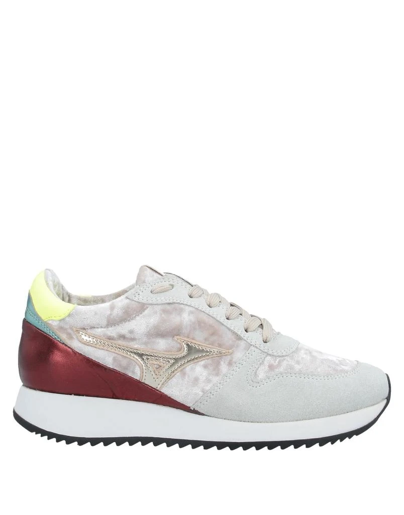 Mizuno Sneakers 1