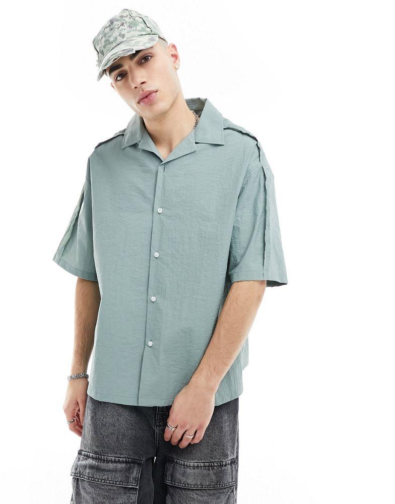 COLLUSION COLLUSION techy short sleeve revere shirt with raw seam detail in blue
