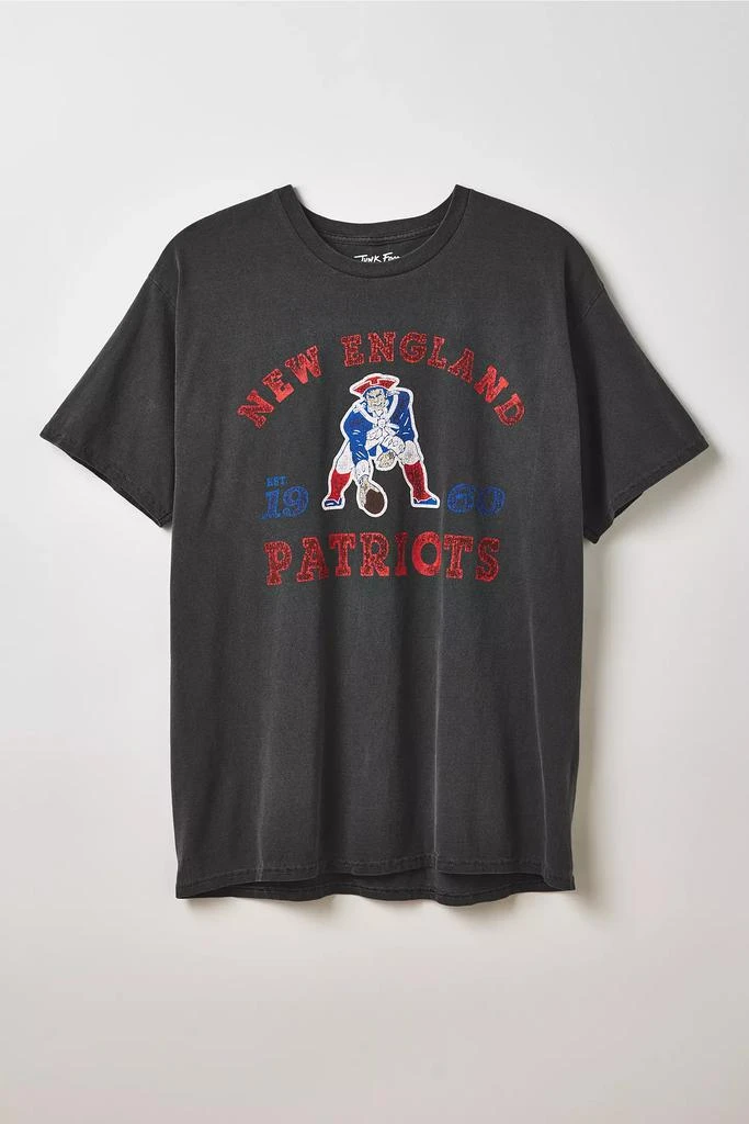 Urban Outfitters NFL Vintage Team Logo Graphic Tee 2
