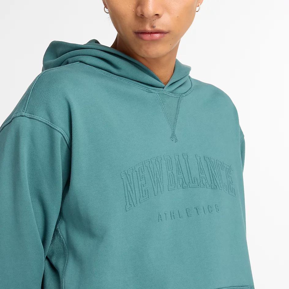 【New Balance】☆お洒落☆Embossed Varsity Hoodie New Balance Embossed Varsity Hoodie - Hoodies - Compare