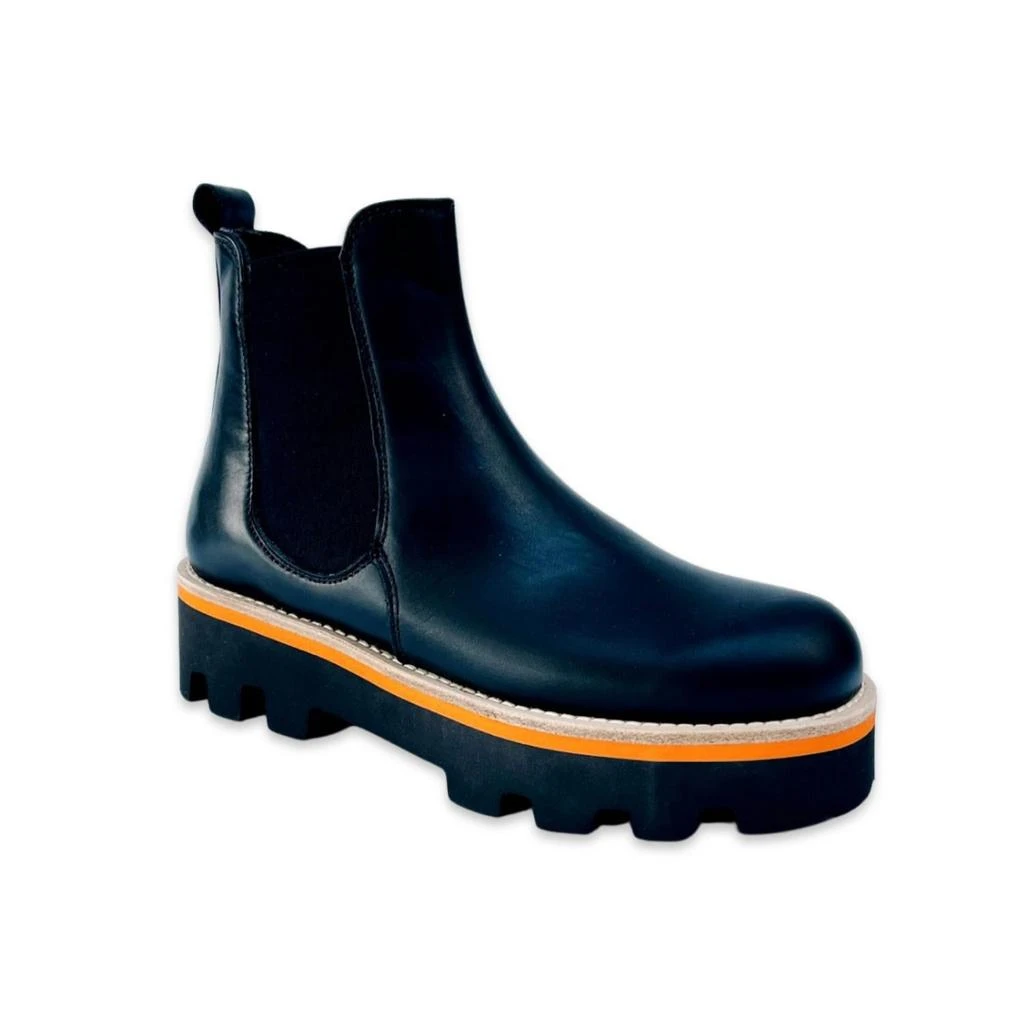 Montelliana Nora Boot In Black 1