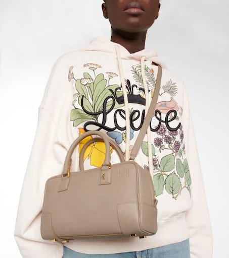 Loewe Amazona 23 leather tote bag 2