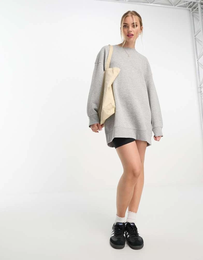 Monki Monki oversized sweatshirt in light grey 2