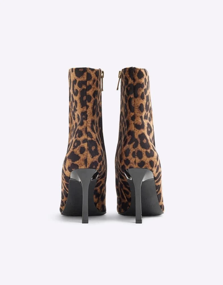 River Island River Island heeled ankle boot in leopard print 2