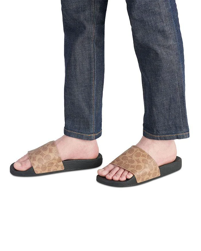 Coach Men
s Signature Canvas Pool Slides 2