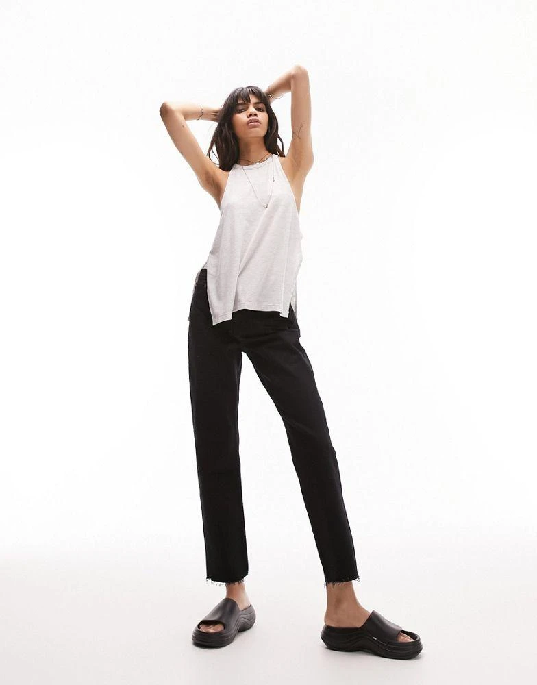 Topshop Topshop cropped mid rise with raw hems straight jean in black 3