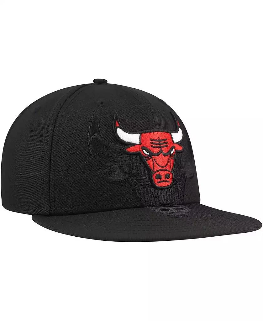 New Era Men's Black Chicago Bulls Blackout Shadow Logo 59FIFTY Fitted Hat 2