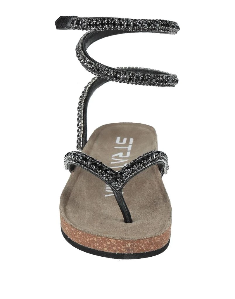 STRATEGIA Flip flops 4