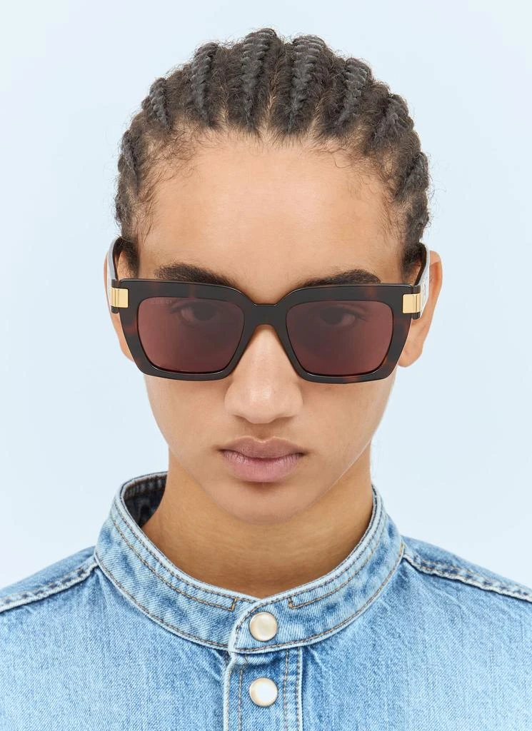 Gucci Cat-Eye Frame Sunglasses 2