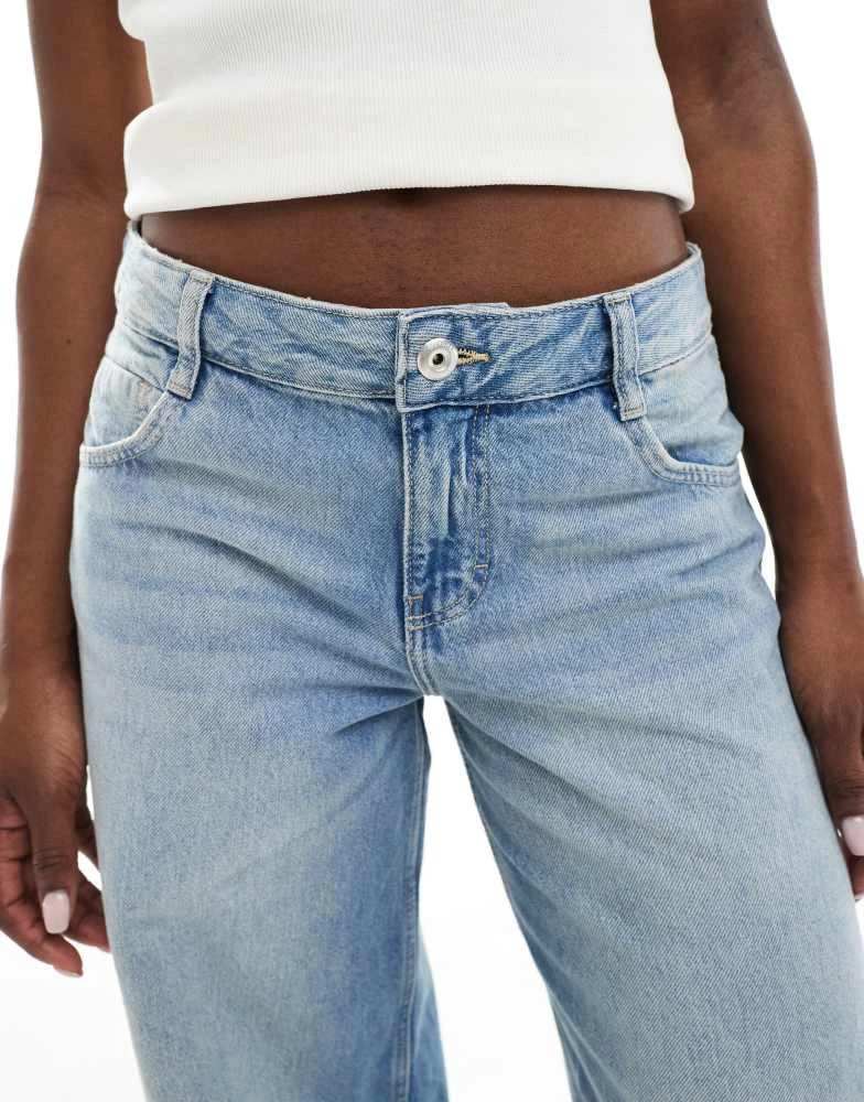 Bershka Bershka baggy wide leg jeans in light blue 4