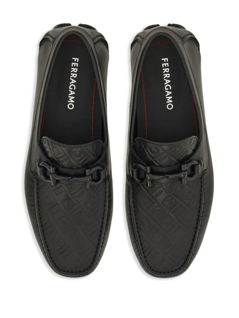 Shop Salvatore Ferragamo Embossed Gancini Monogram Driving  display picture 2