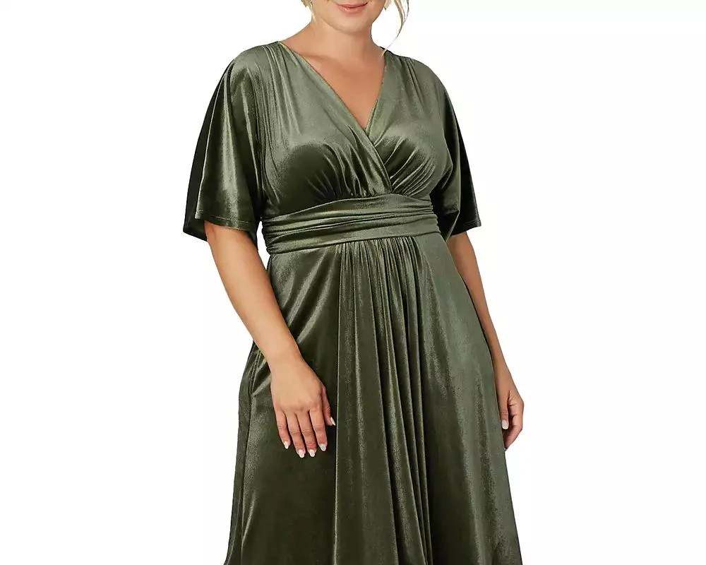 Kiyonna Plus Size Verona Velvet Evening Gown 3