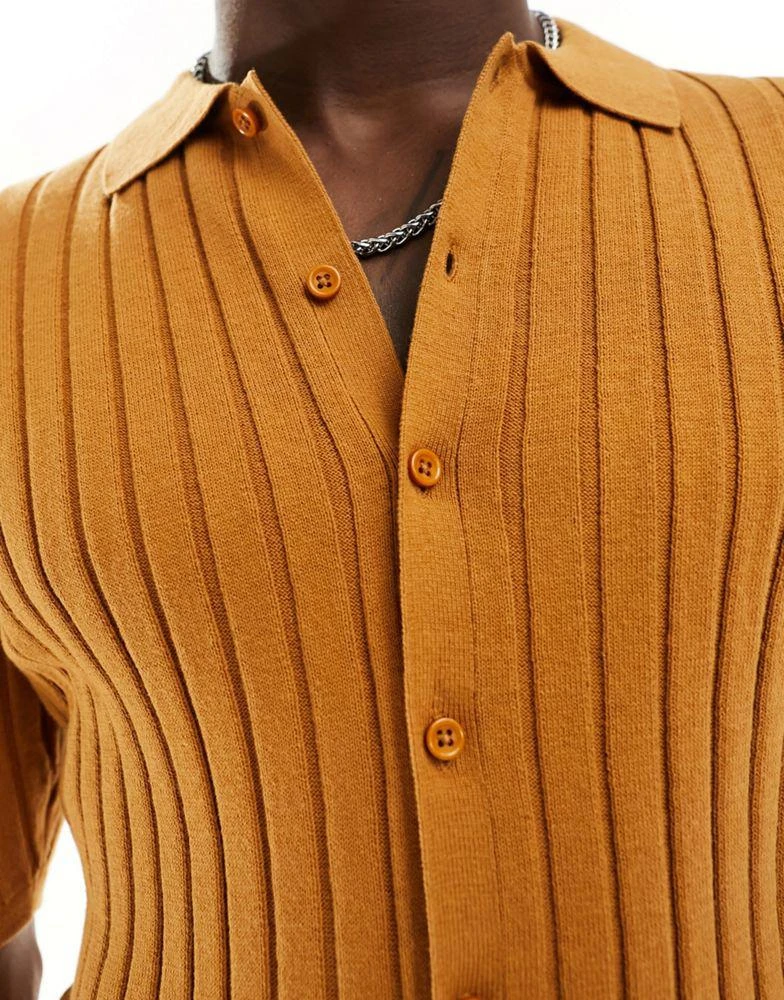 ASOS ASOS DESIGN lightweight knitted rib button through polo in burnt orange 4