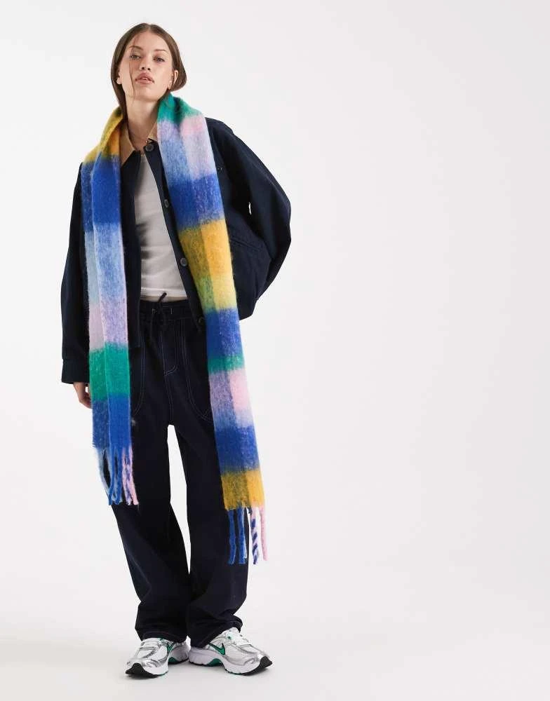 ONLY ONLY soft scarf in blue checks 1