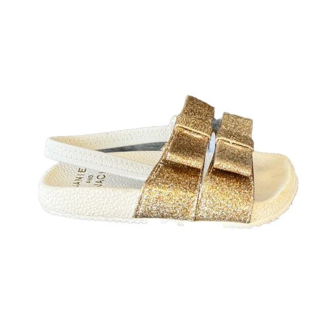 Janie and Jack Girls White | Gold Sandals