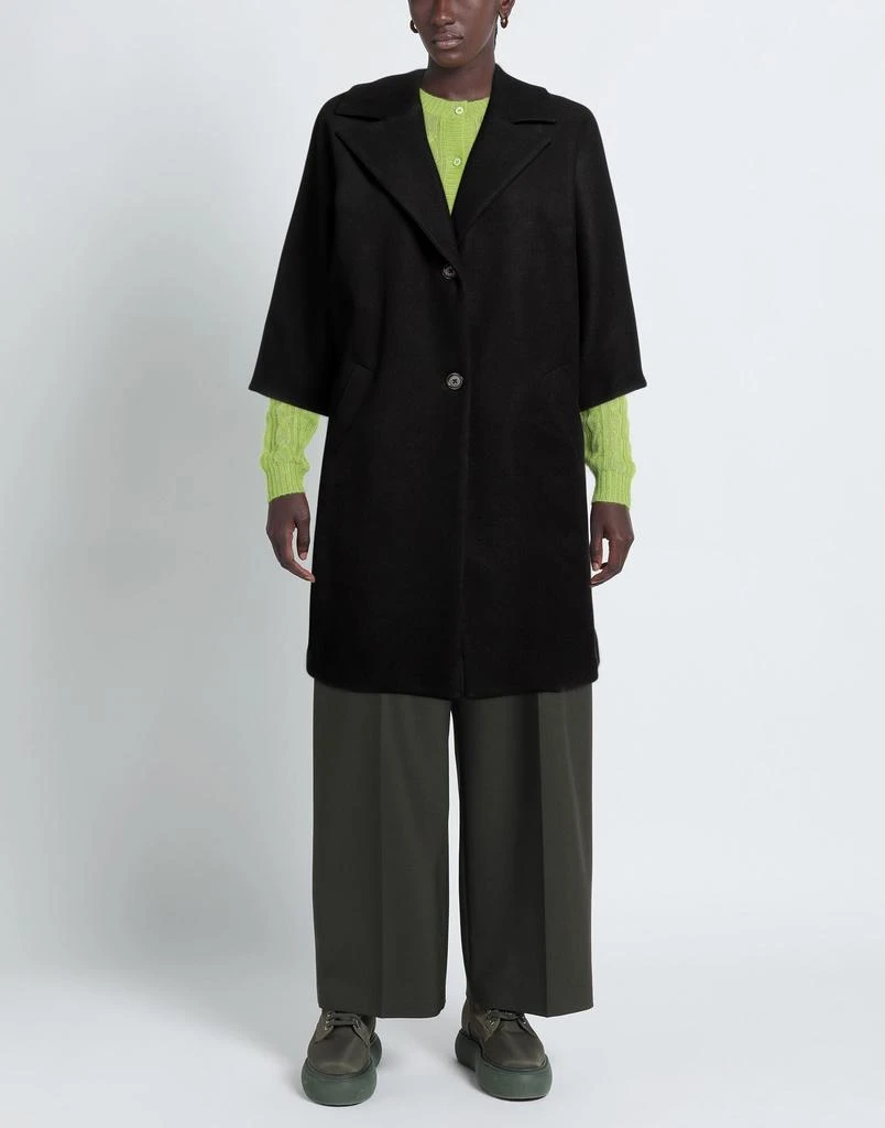 BIANCOGHIACCIO Coat 2