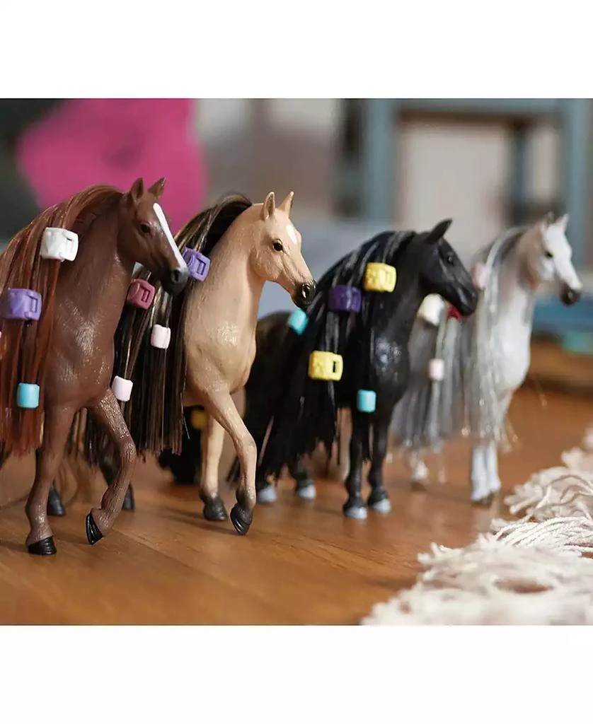 Schleich Beauty Horse Criollo Definitivo Mare - Black Horse Figurine 2