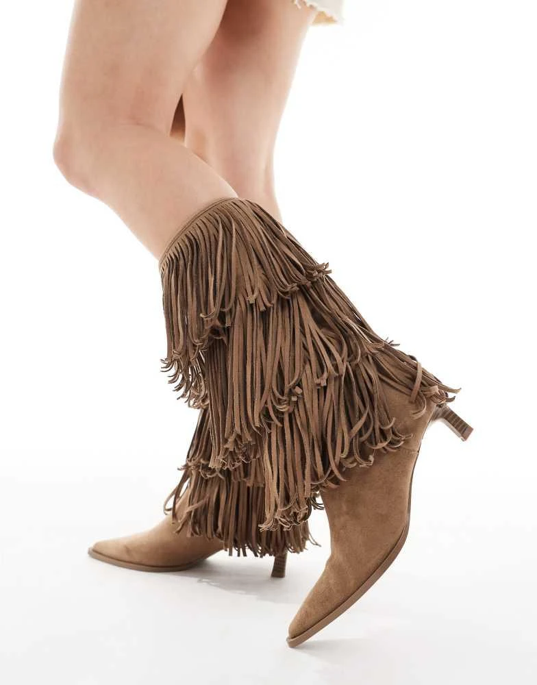 Bershka Bershka kitten heel boots with fringing in tan 2