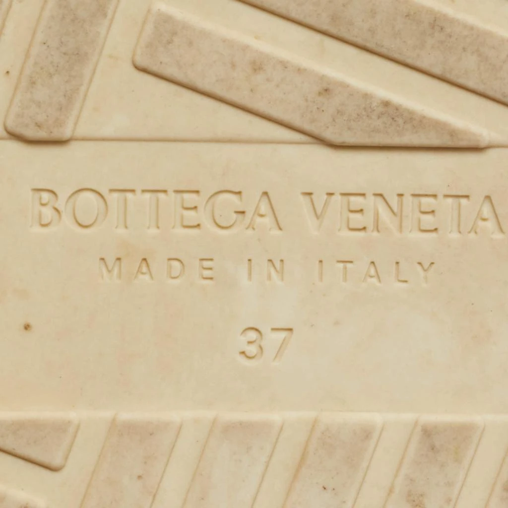 Bottega Veneta Bottega Veneta Cream Rubber Pool Slides Size 37 7