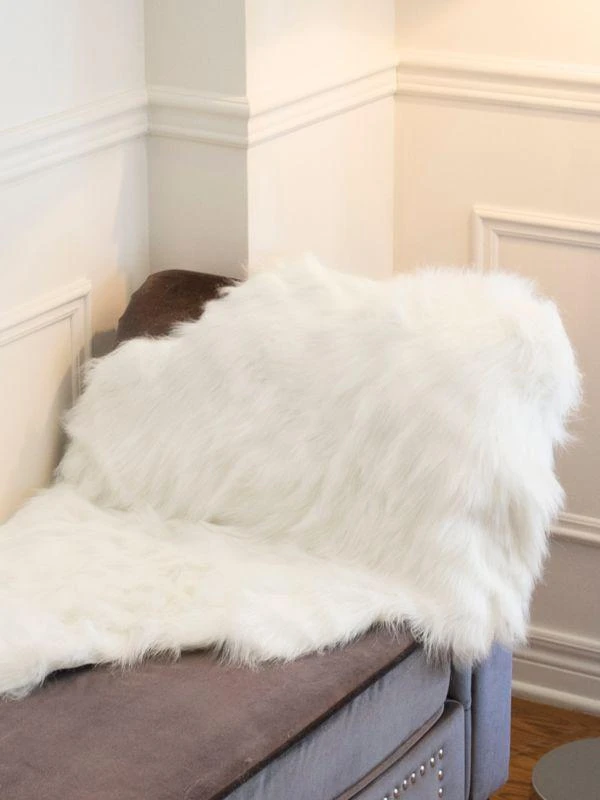 Luxe Faux Fur Gordon Faux Fur Rug 3