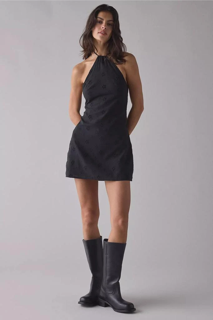 Motel Motel Belinda Eyelet Lace Y-Neck Halter Mini Dress - Dresses & Skirts  - Free Shipping - BeyondStyle