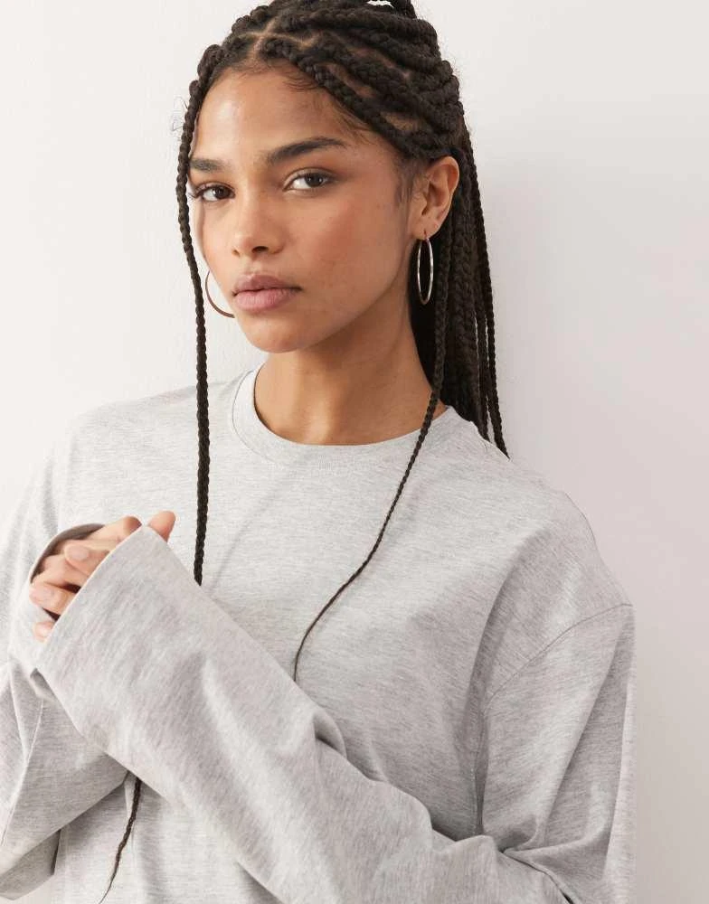 Weekday Weekday oversized boxy fit long sleeve t-shirt in grey melange 4