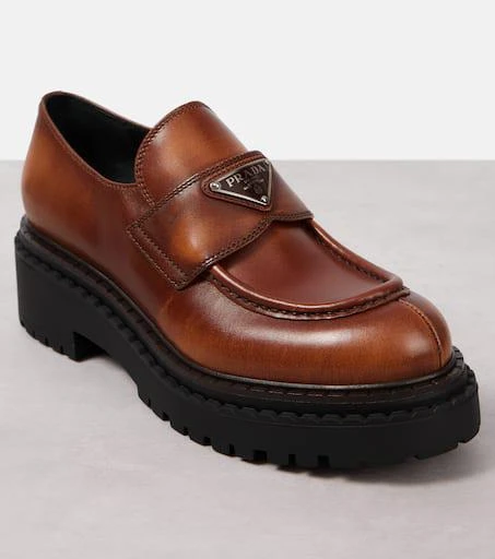 Prada Logo leather platform loafers 5