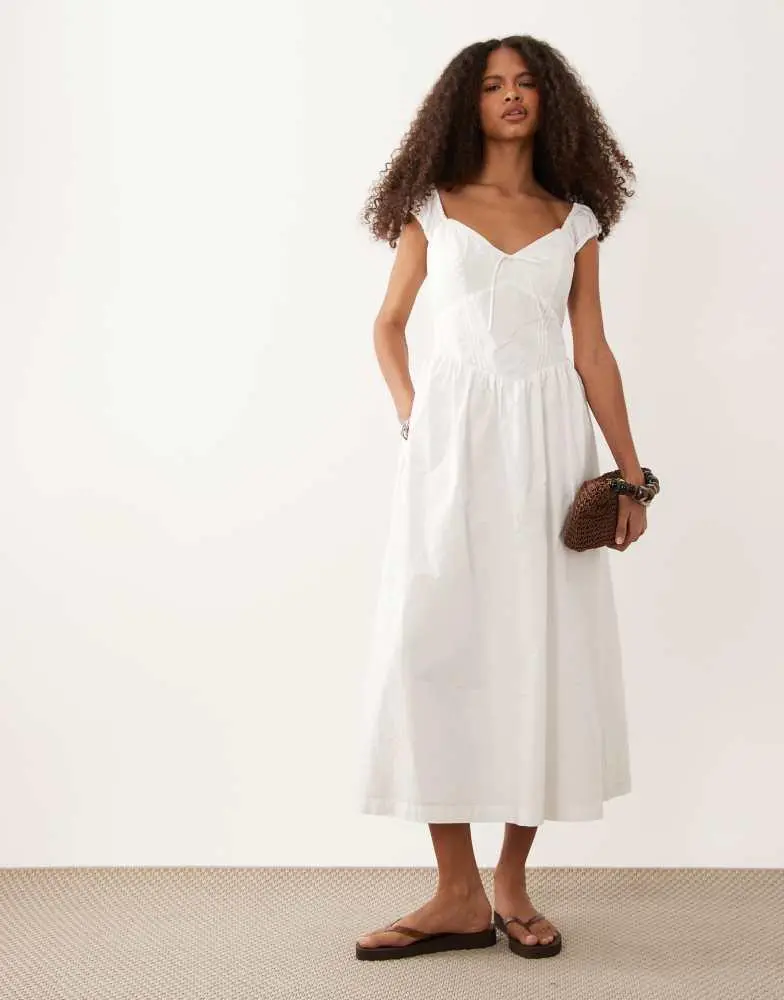 Abercrombie & Fitch Abercrombie & Fitch lace corset mini skort dress in  white - Dresses & Skirts - Free Shipping - BeyondStyle