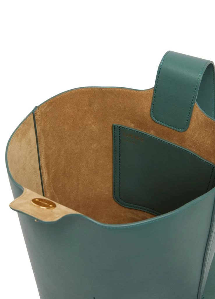 Loewe Pebble bucket bag 5