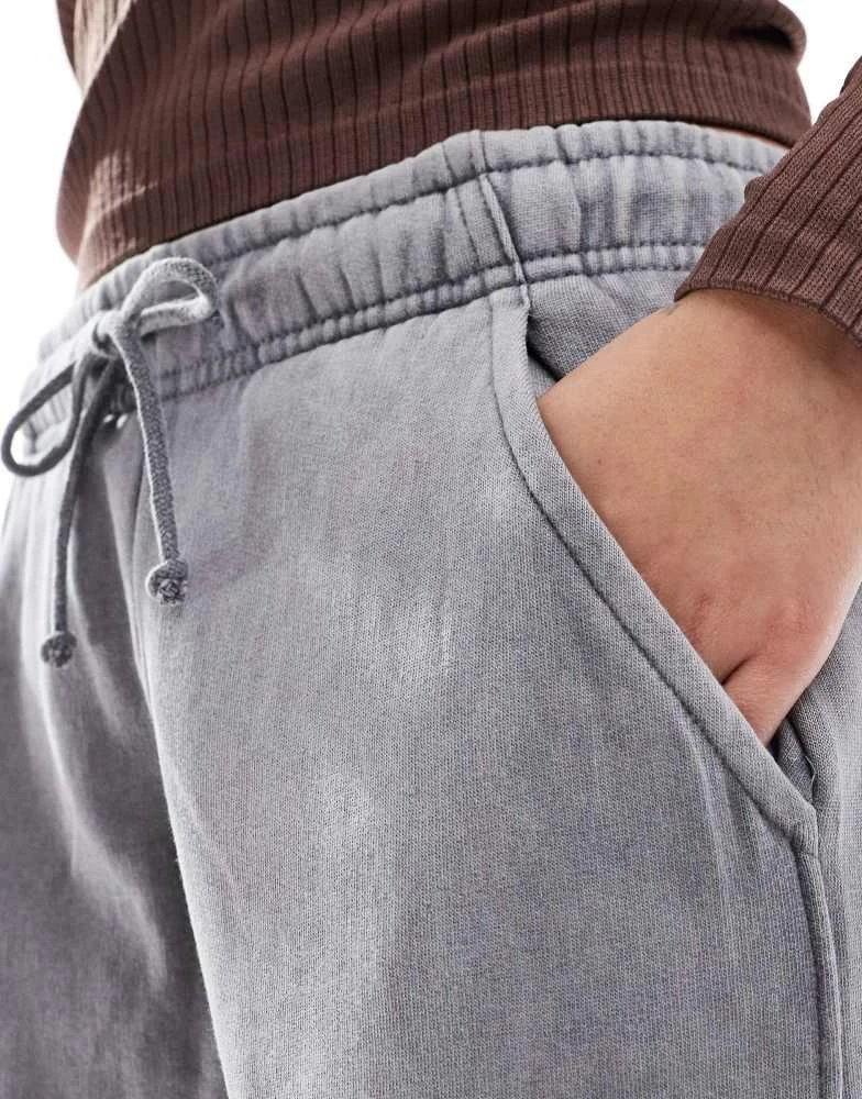 Pull&Bear Pull&Bear wide leg jogger in acid washed grey 4