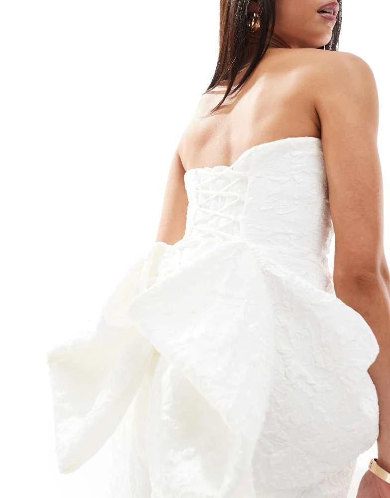 Forever New Forever New Bridal jacquard lace up back bow mini dress in ivory - Dresses & Skirts - Free Shipping - BeyondStyle Forever New Forever New Bridal jacquard lace up back bow mini dress in ivory - Dresses & Skirts - Free Shipping - BeyondStyle
