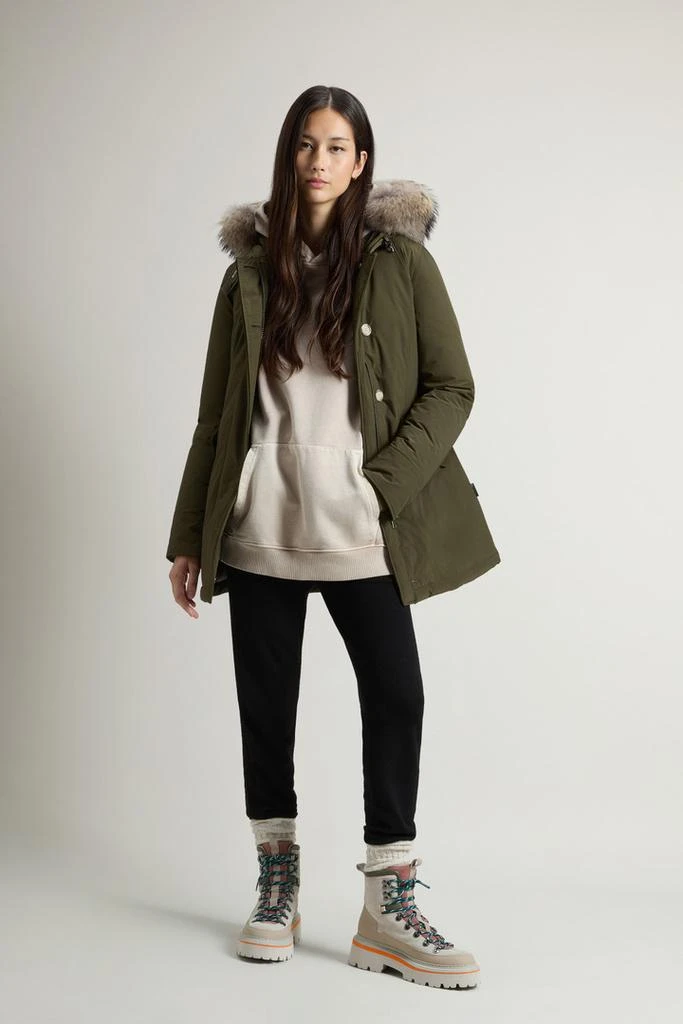 Woolrich Arctic Parka in Urban Touch with Detachable Fur - Women - Black 2