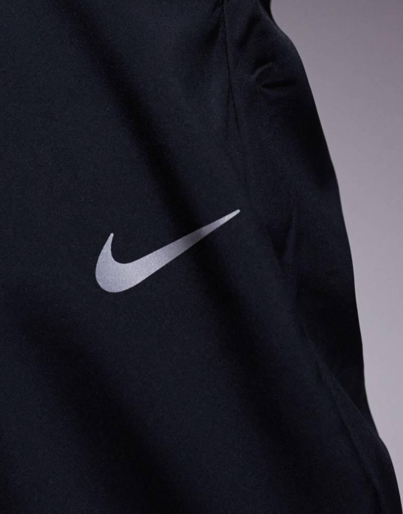 nike training tapered joggers