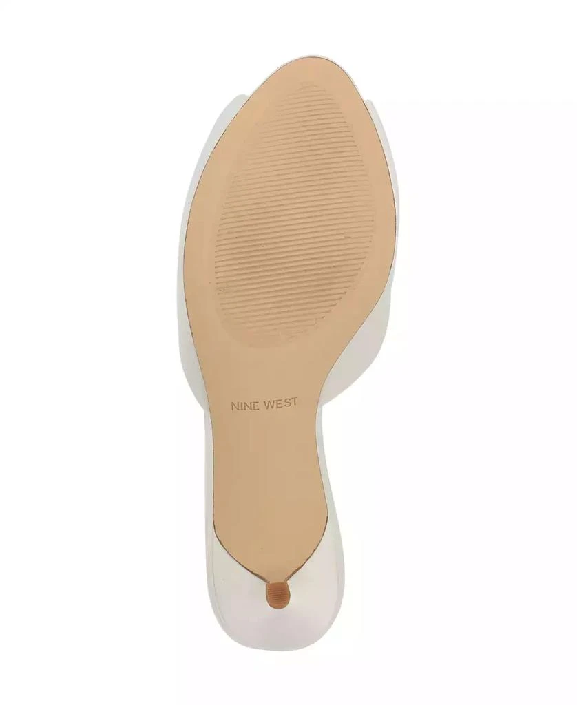 Nine West Women's Luvlie Bridal Satin Peep Toe Kitten Heel Pumps 5