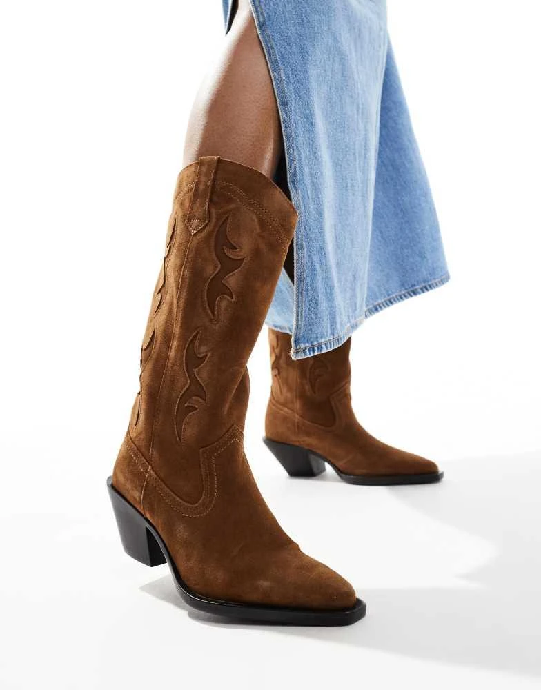 Stradivarius Stradivarius real suede heeled cowboy boot in beige 1