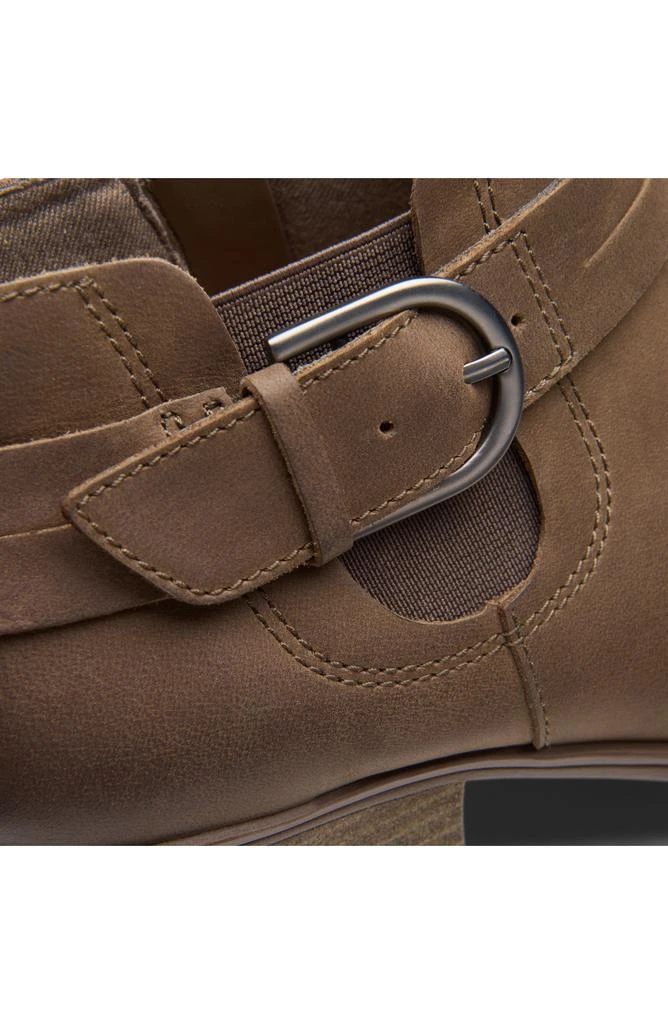 Clarks Charlten Rae Boot 6