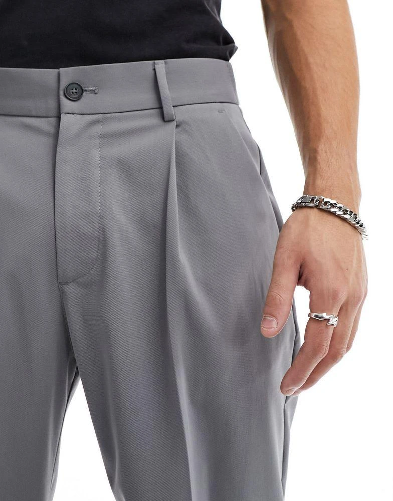 Pull&Bear Pull&Bear wide leg tailored trouser in grey 2