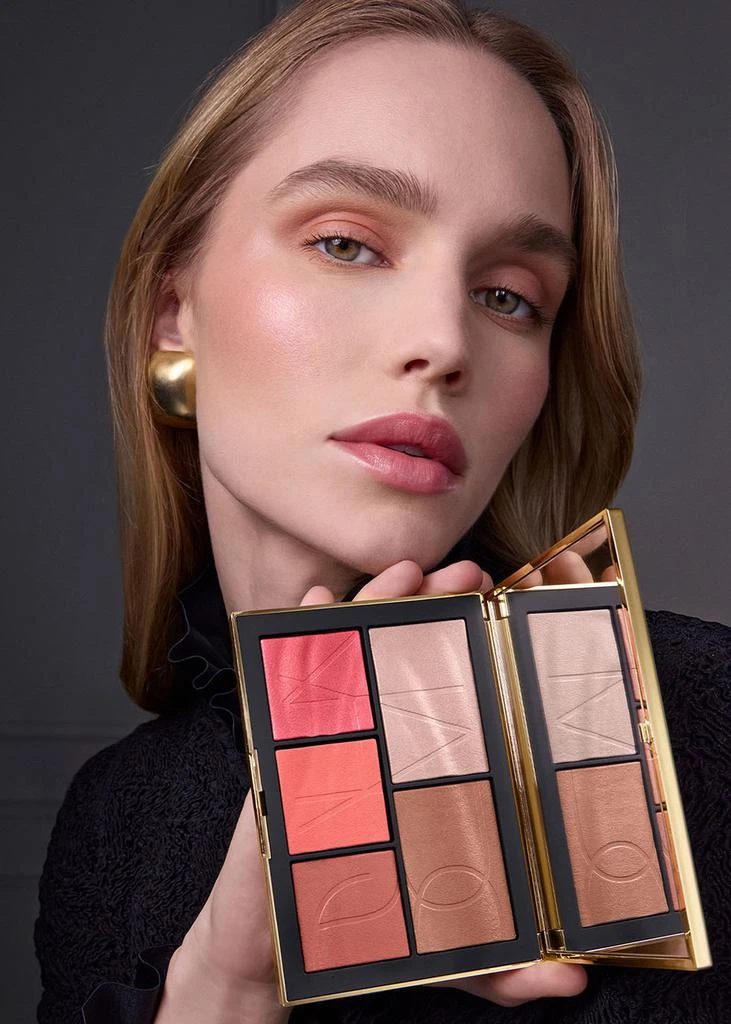 NARS Pure Luxury Light Reflecting™ Cheek & Eye Palette II 3