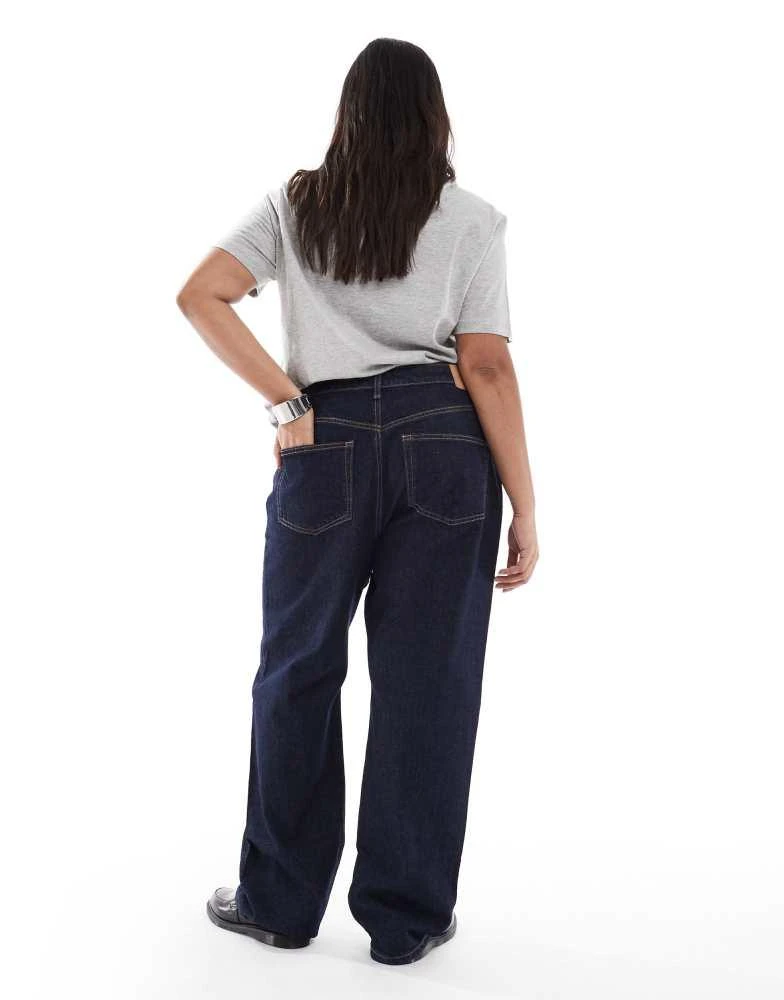 ASOS ASOS DESIGN Curve comfort stretch straight leg jeans in rinse 2