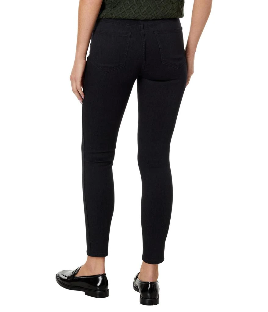 Madewell 9" Mid-Rise Roadtripper Skinny Jeans in Bennett Wash 2