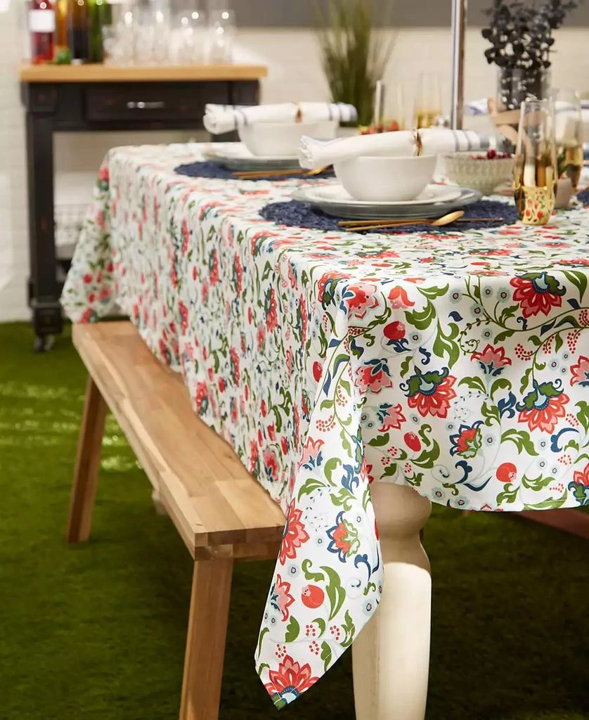 Design Imports Floral Print Outdoor Tablecloth with Zipper 60 Round 7