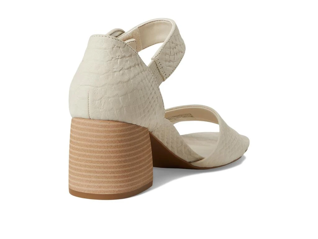VIONIC Chardonnay Strappy Sandals 5