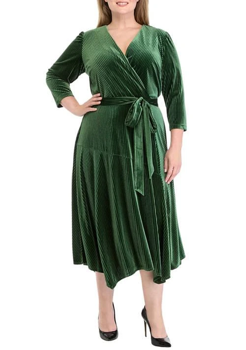 Maison Tara Women's Plus Size V-Neck Wrap Velvet Dress, 18W