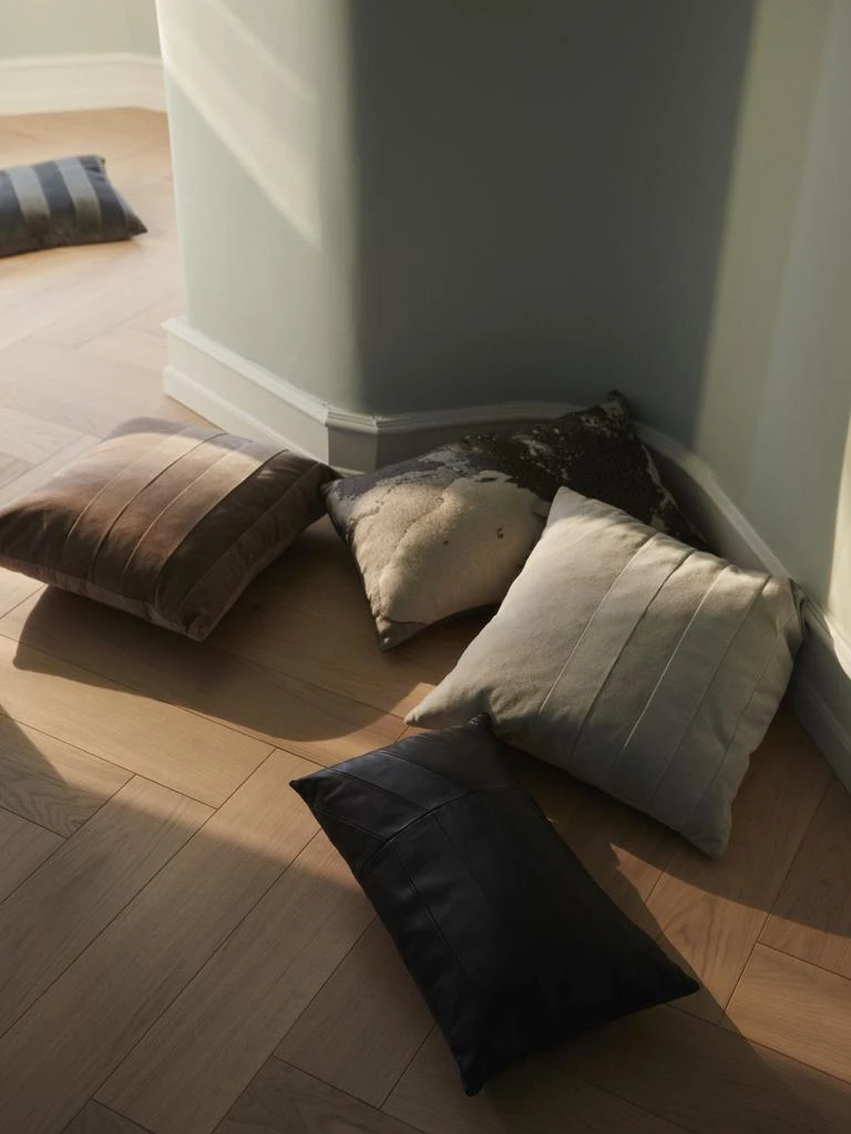 AYTM Sanati Cushion 1
