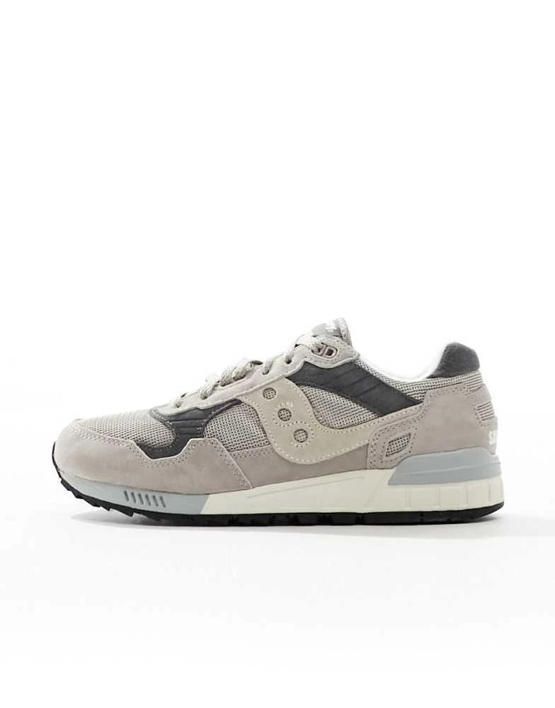 Saucony Saucony Shadow 5000 runner trainers in grey 2