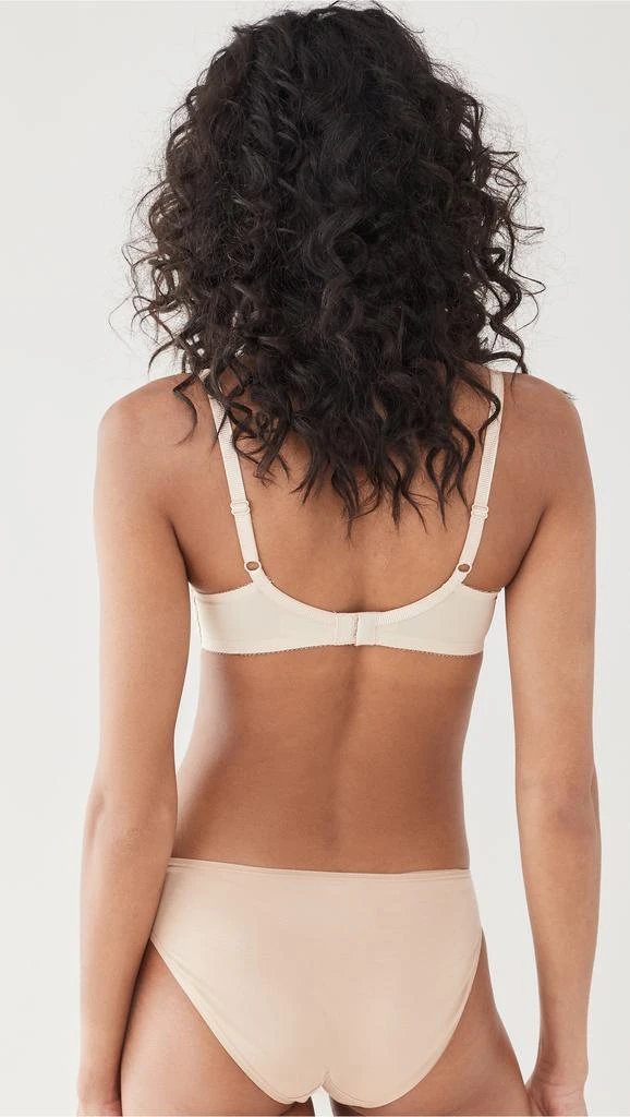 Wacoal La Femme Contour Bra 2