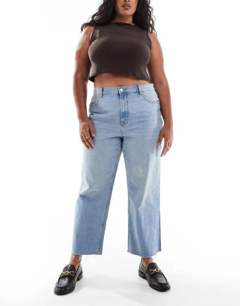 ASOS ASOS DESIGN Curve ankle grazer straight leg jean in light mid blue - MBLUE 1