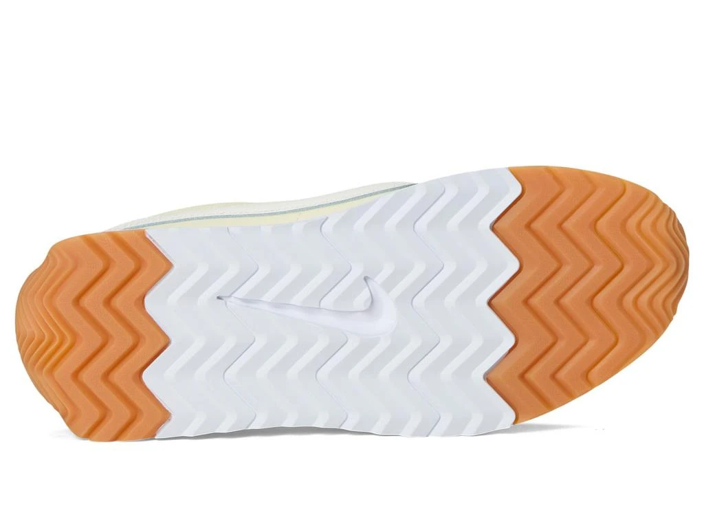 NIKE Pacific 3