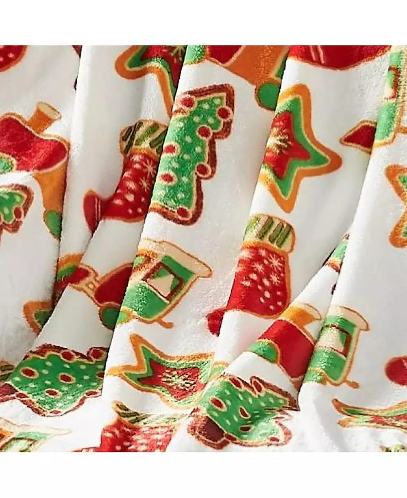 Kate Aurora Christmas Trains 
Stockings Oversized Ultra Soft 
Plush Throw Accent Blanket - 50 in. W x 70 in. L 3